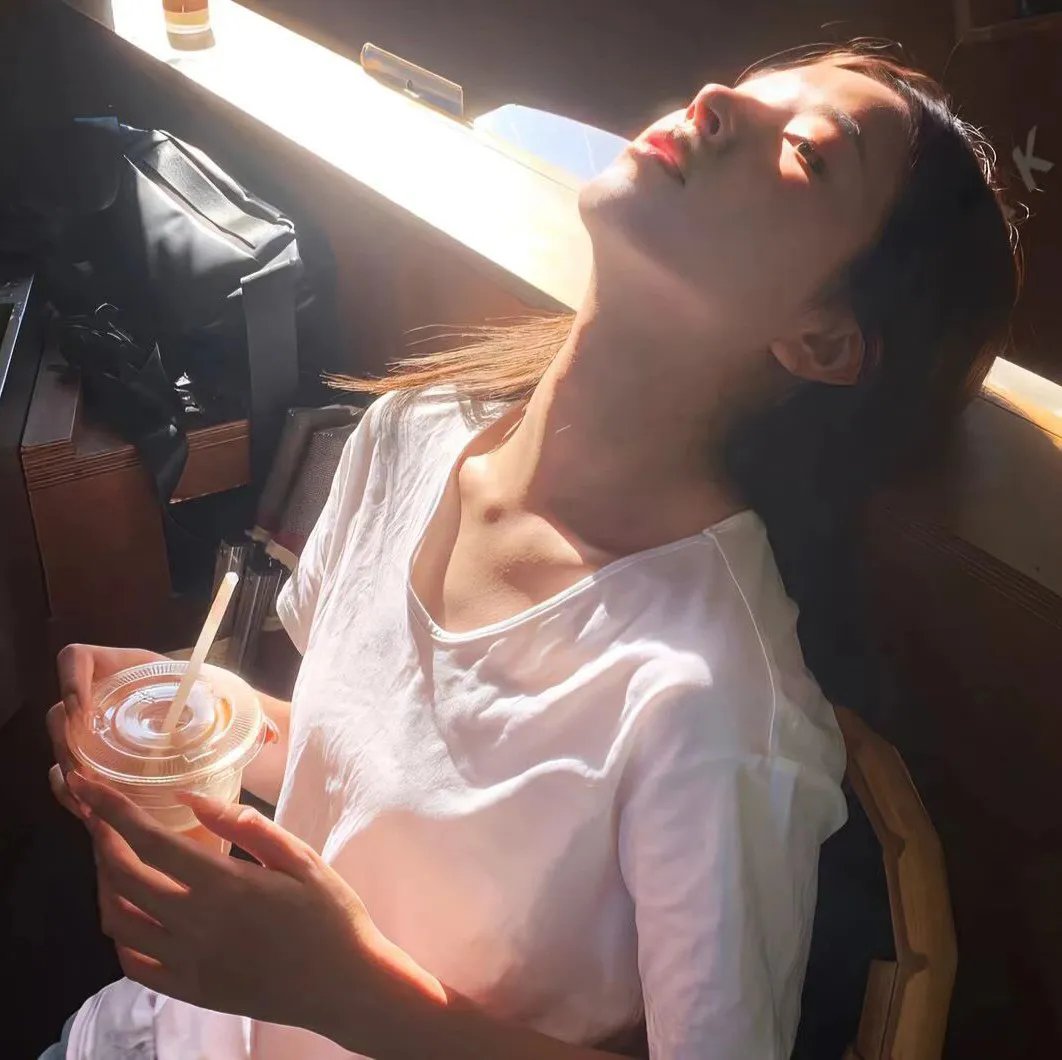 釜山少女 海报